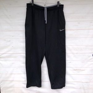Black Nike Therma-Fit Sweatpants